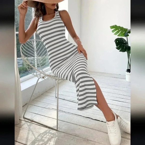 Striped Crisscross Tie Backless Split Thigh Dress - Picture 3 of 5